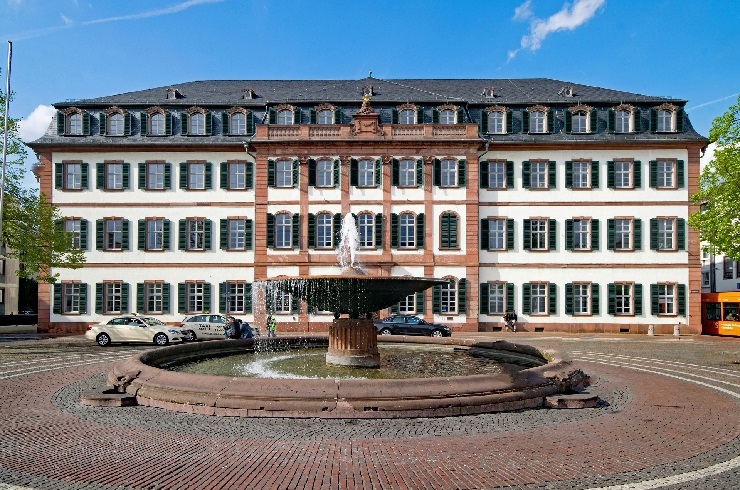 Frontansicht Regierungspräsidium Darmstadt